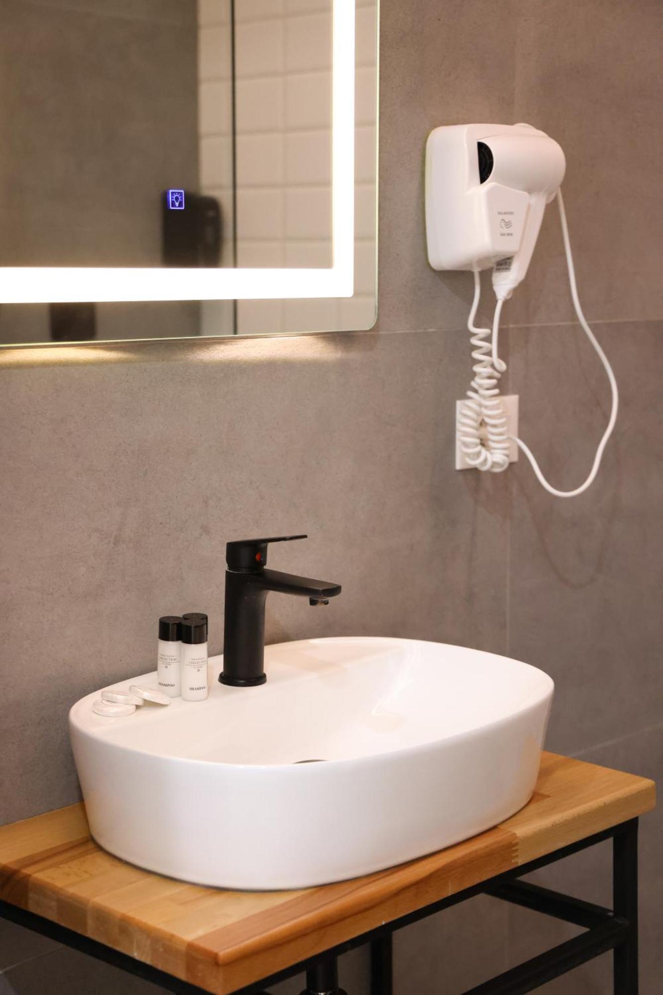 Sol Hotel Shkoder Ngoại thất bức ảnh
