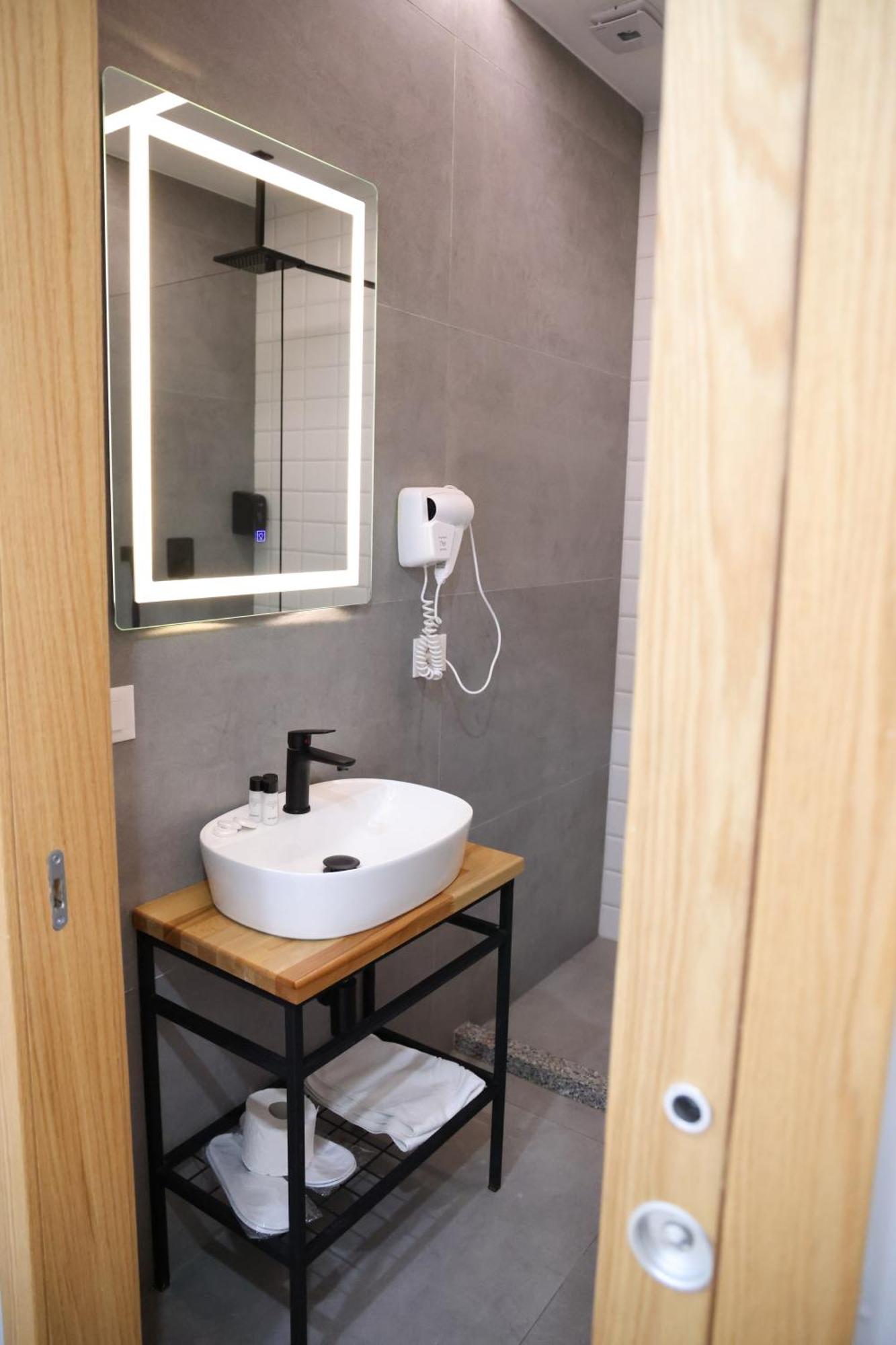 Sol Hotel Shkoder Ngoại thất bức ảnh