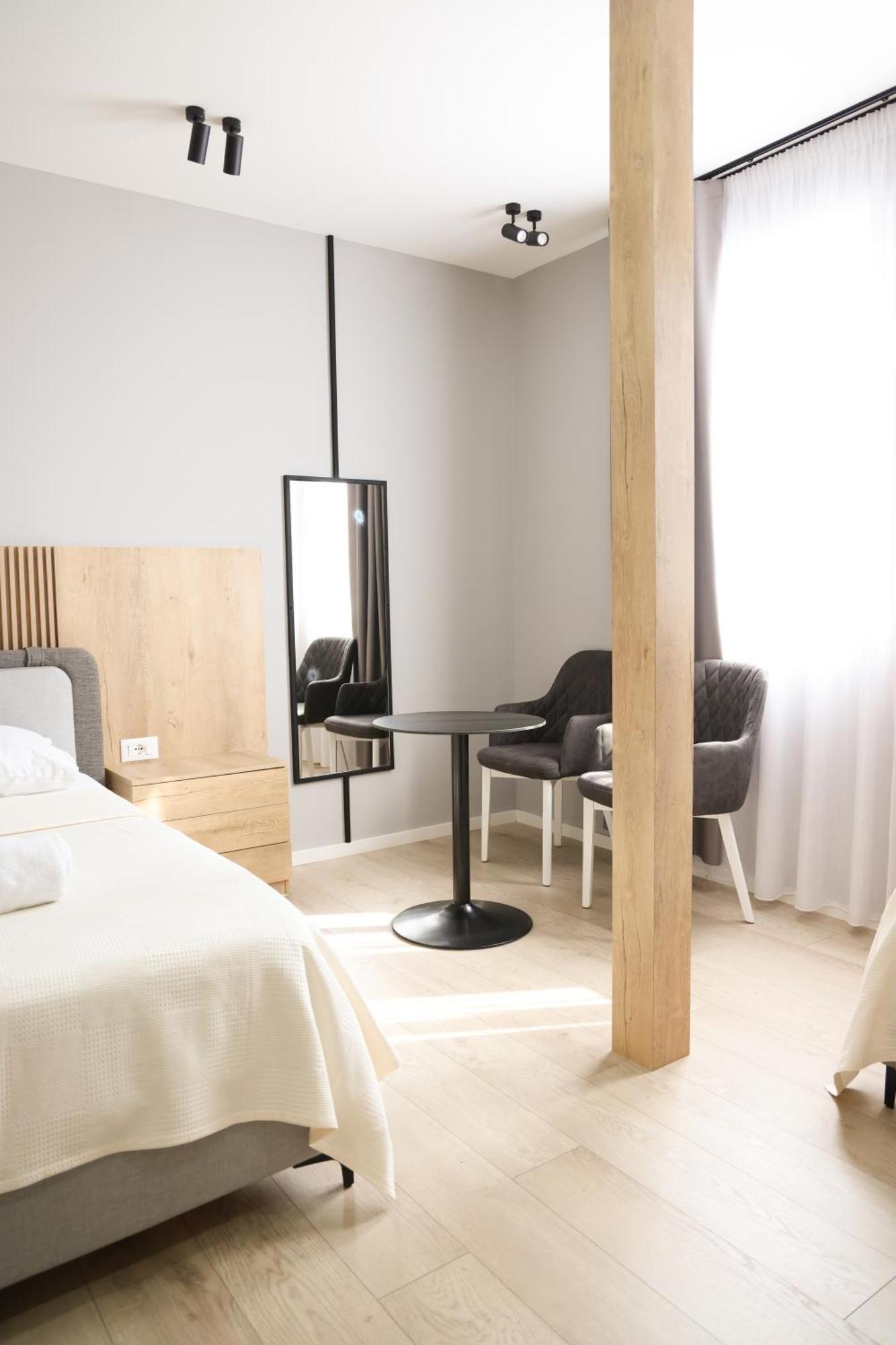 Sol Hotel Shkoder Ngoại thất bức ảnh