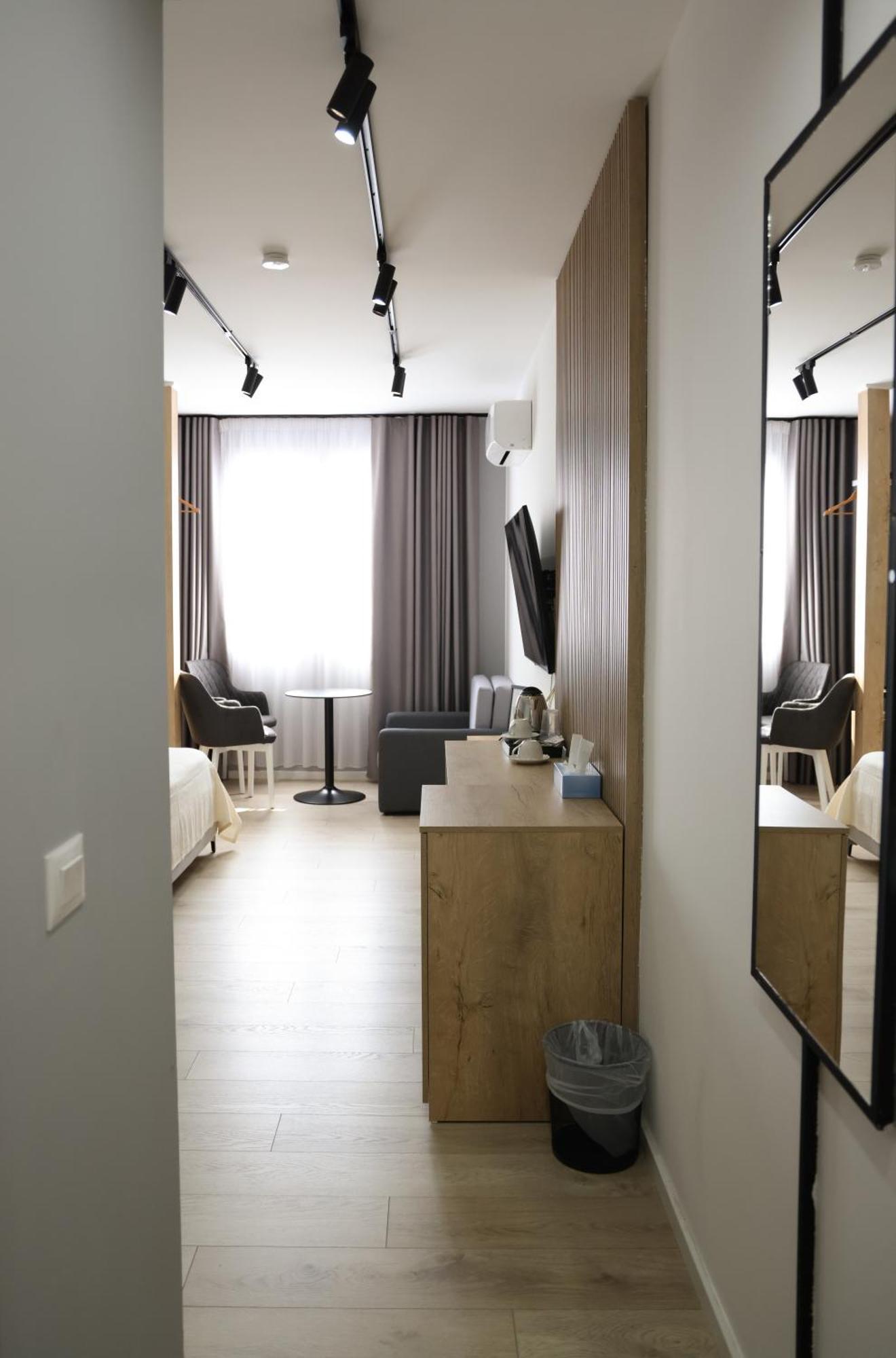 Sol Hotel Shkoder Ngoại thất bức ảnh